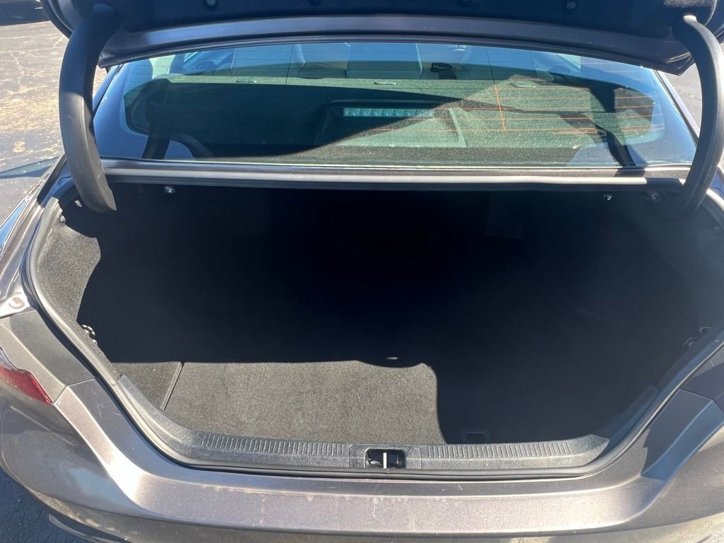 Used 2022 Toyota Camry SE image 35
