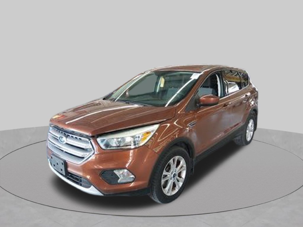 Used 2017 Ford Escape SE w/ SE Cold Weather Package AWD/4WD image 38