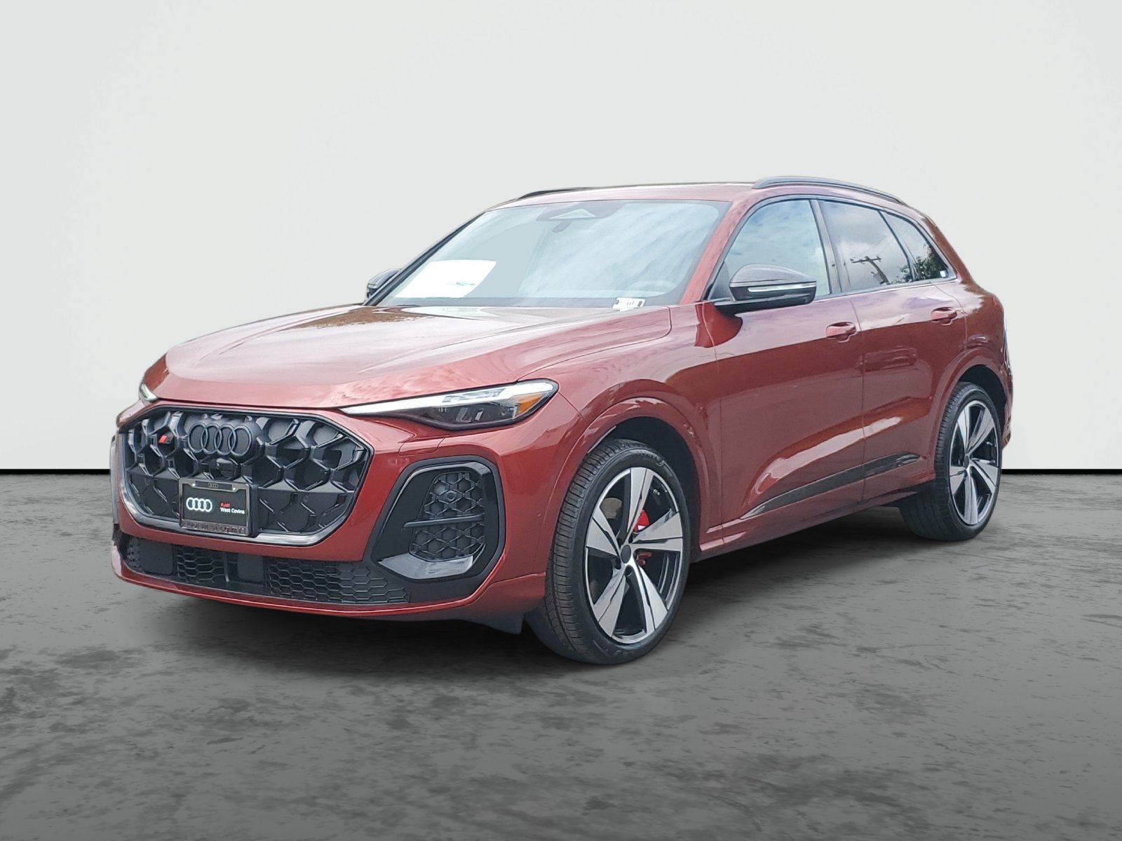 New 2026 Audi SQ5 Prestige AWD/4WD image 2