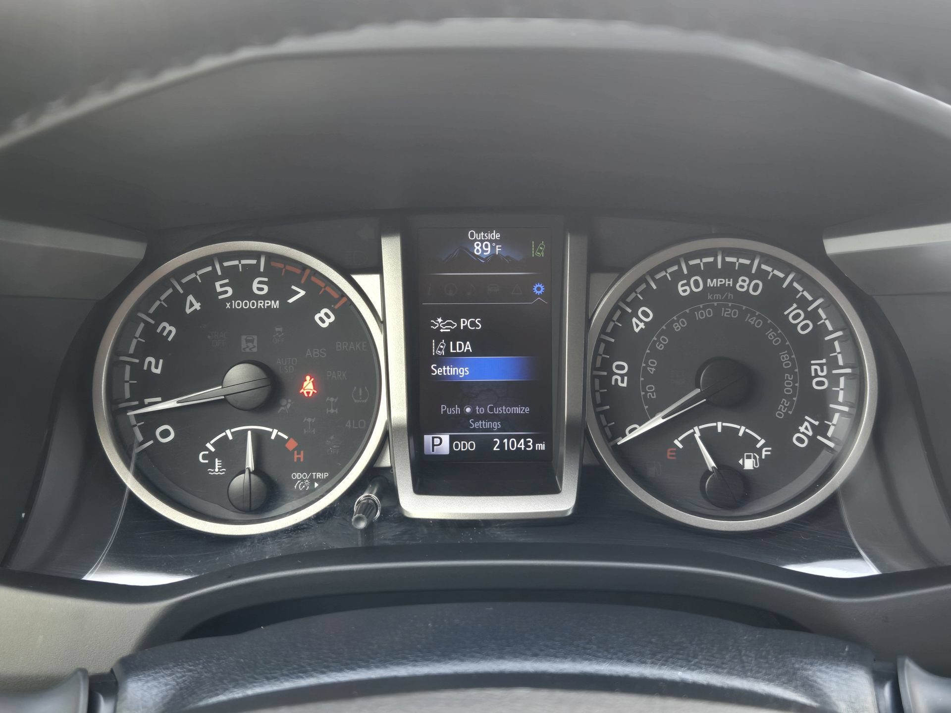 Used 2021 Toyota Tacoma Limited RWD image 17