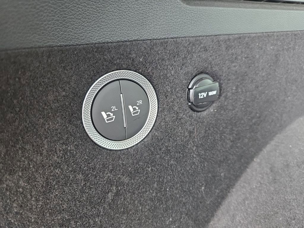 Used 2021 Genesis GV80 3.5T image 32