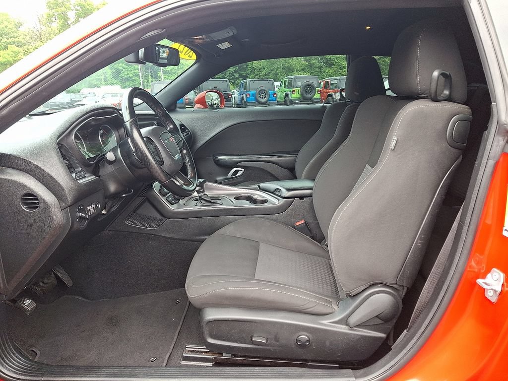 Used 2022 Dodge Challenger GT AWD/4WD image 14