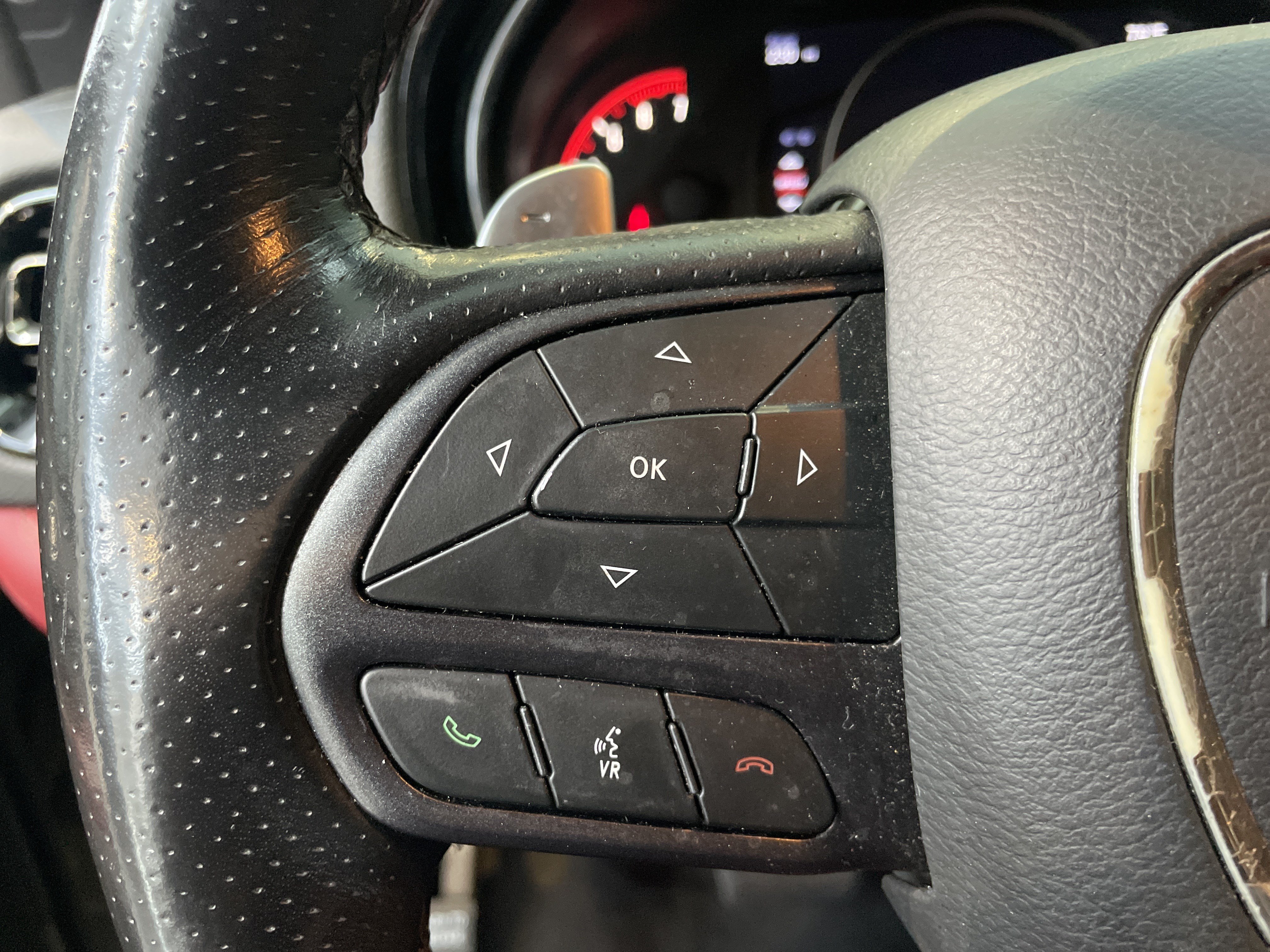 Used 2022 Dodge Durango R/T w/ Blacktop Package AWD/4WD image 26