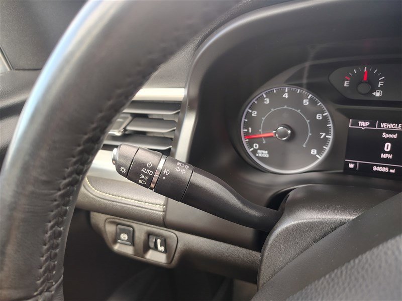 Used 2018 GMC Acadia SLE w/ Driver Alert Package I image 28