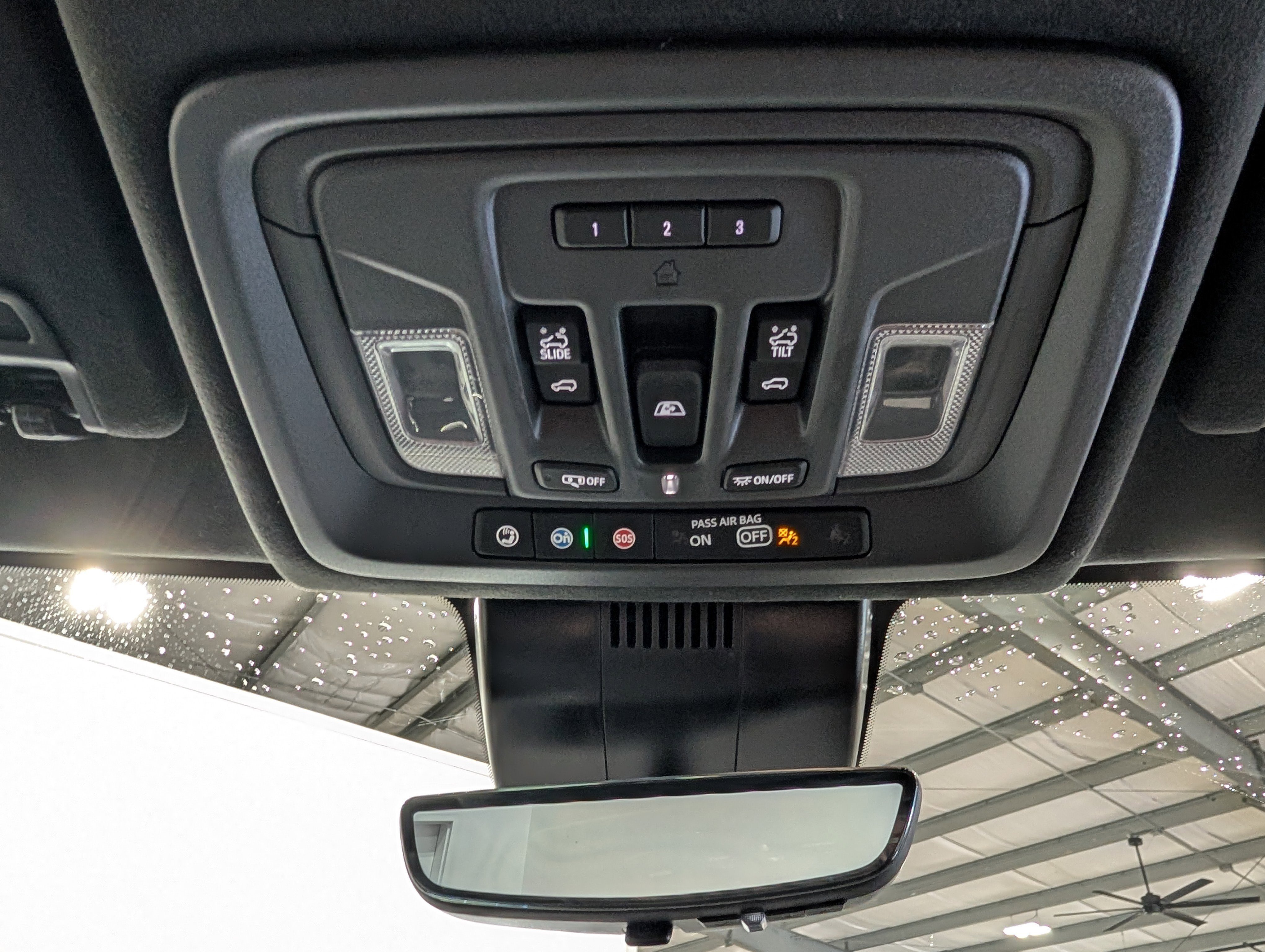 Used 2025 GMC Sierra 1500 Denali Ultimate image 32