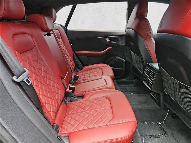 Used 2022 Audi SQ8 Prestige AWD/4WD image 24