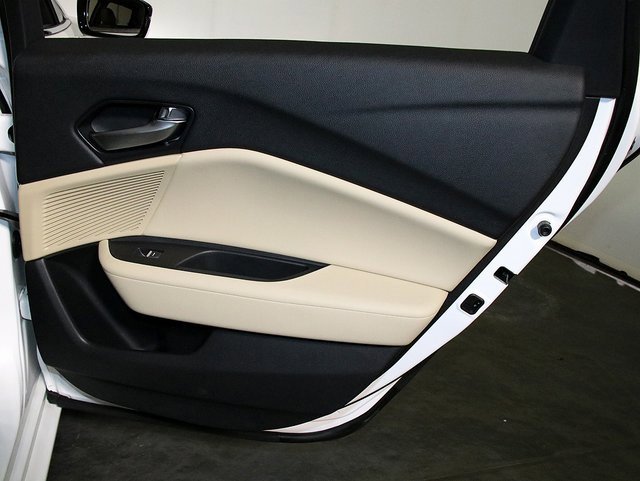 Certified 2025 Acura TLX w/ Technology Package image 30