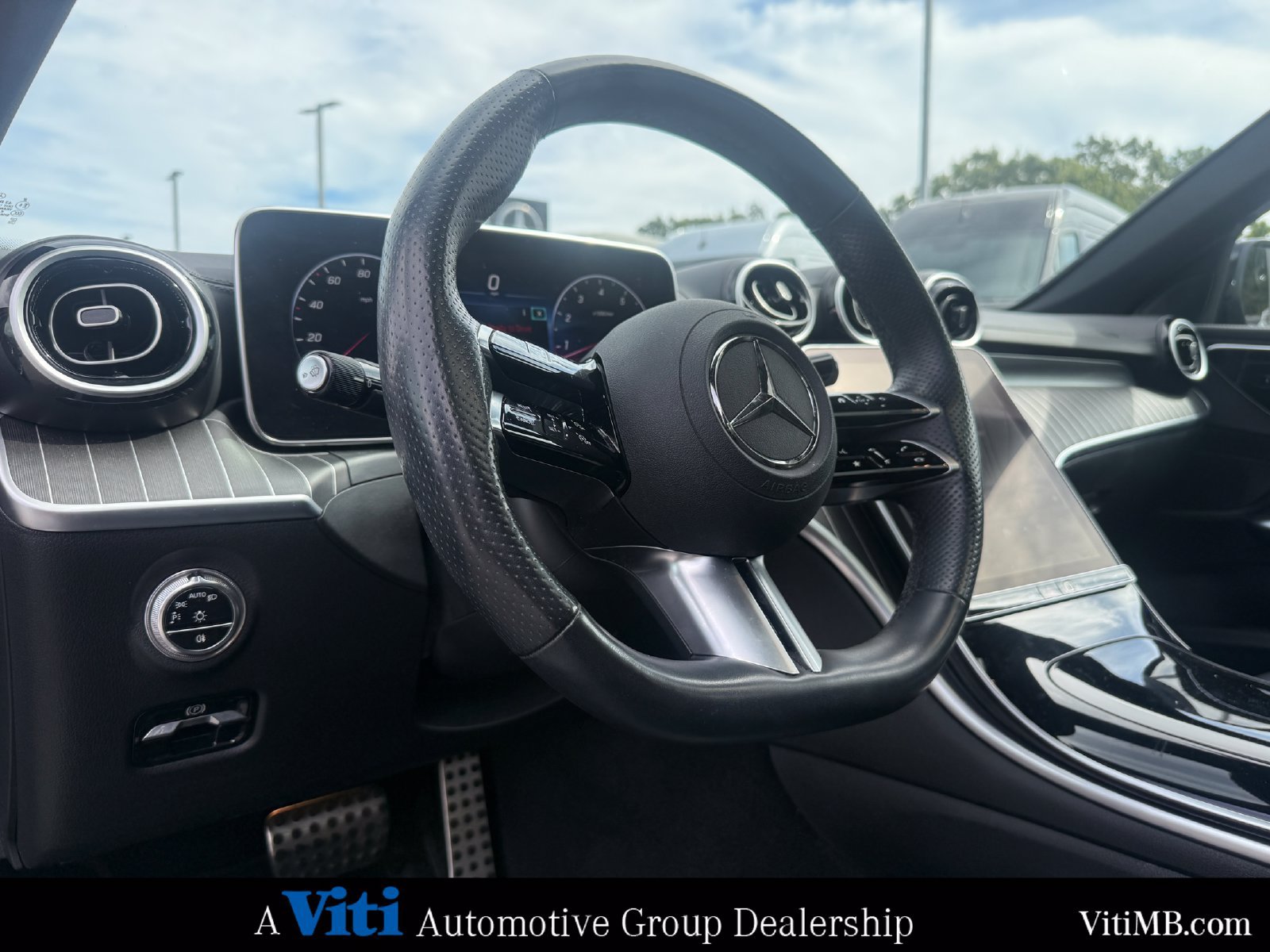 Certified 2024 Mercedes-Benz C 300 4MATIC Sedan image 17