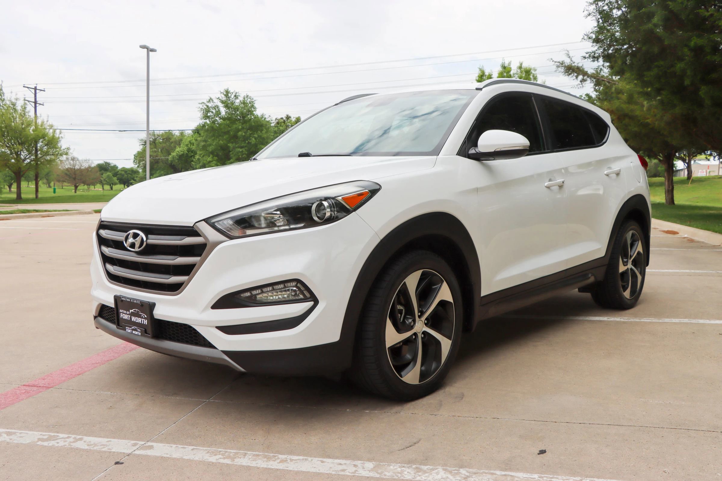 Used 2016 Hyundai Tucson Sport image 3