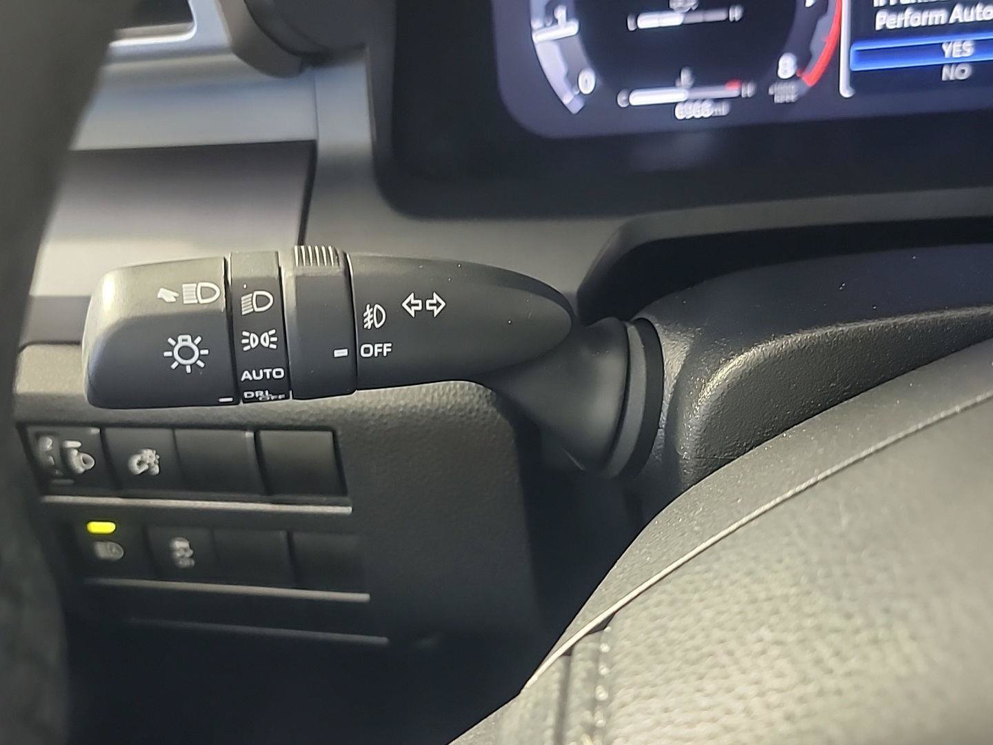 Used 2025 Toyota Tacoma TRD Sport AWD/4WD image 26