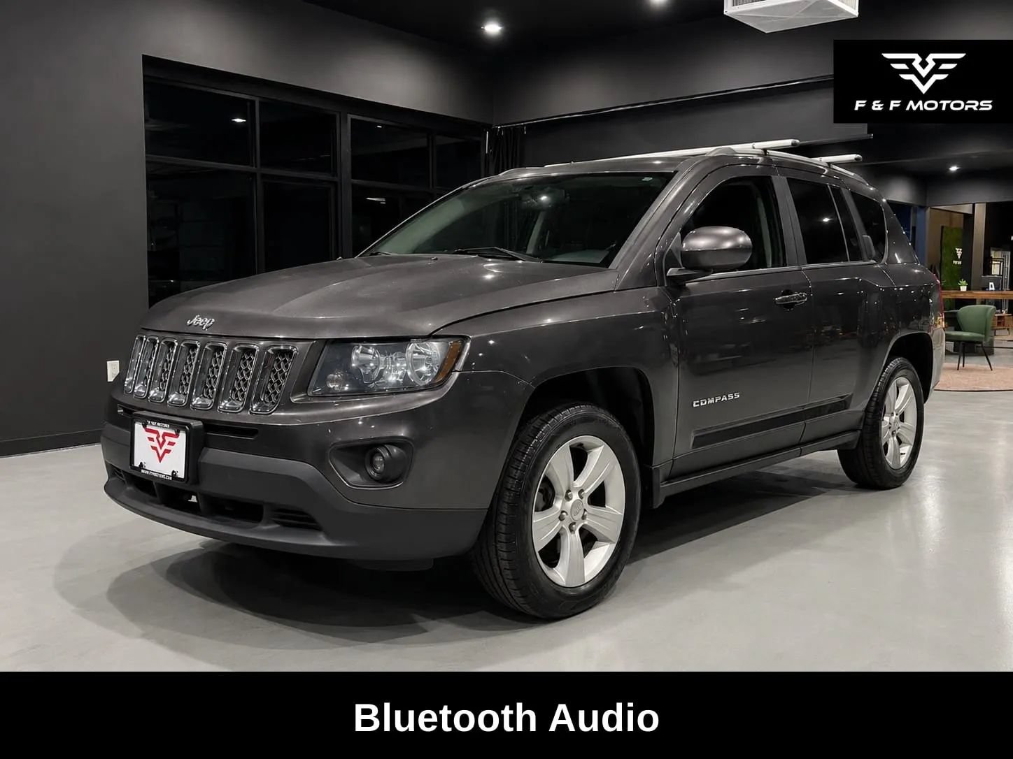 Used 2016 Jeep Compass Latitude AWD/4WD image 2