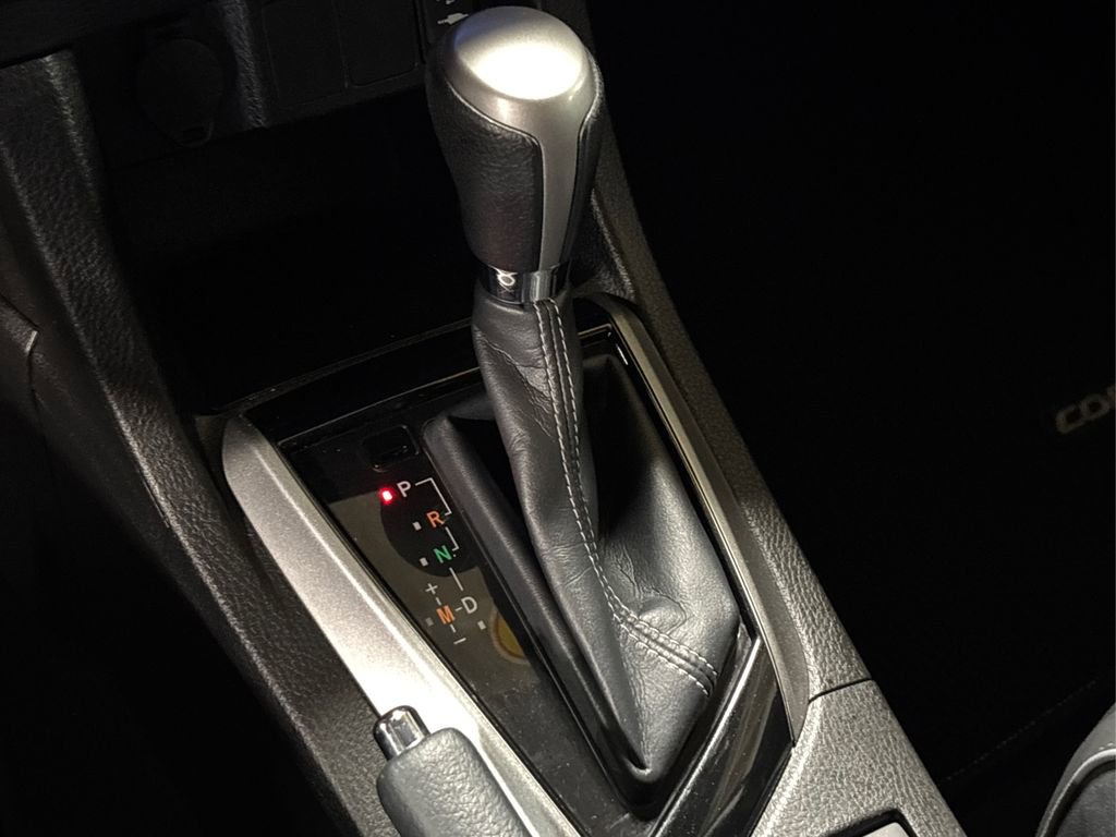 Used 2016 Toyota Corolla S image 29