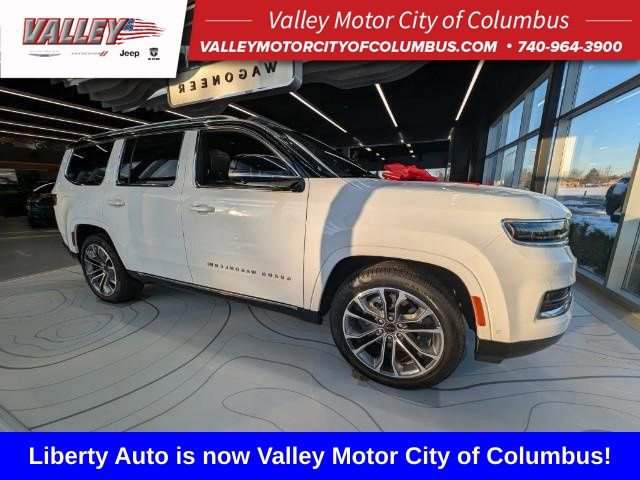 New 2025 Jeep Grand Wagoneer Series III w/ HD Trailer Tow Package