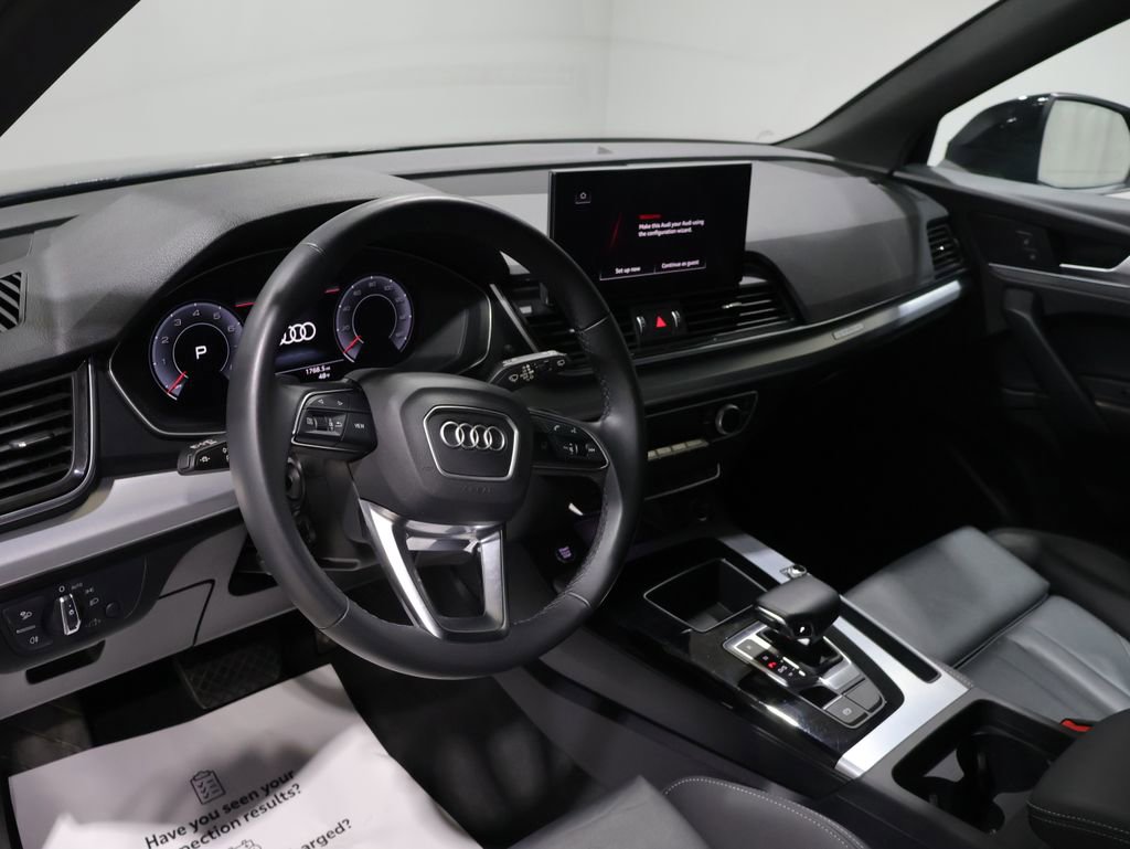 Used 2025 Audi Q5 2.0T Premium image 16
