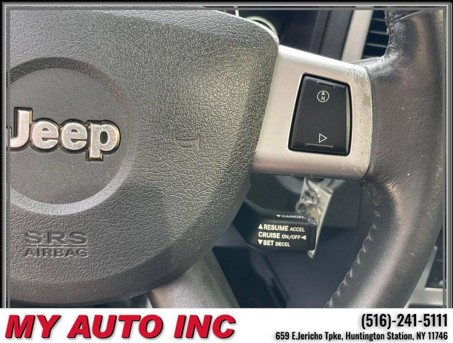 Used 2010 Jeep Grand Cherokee Laredo image 19