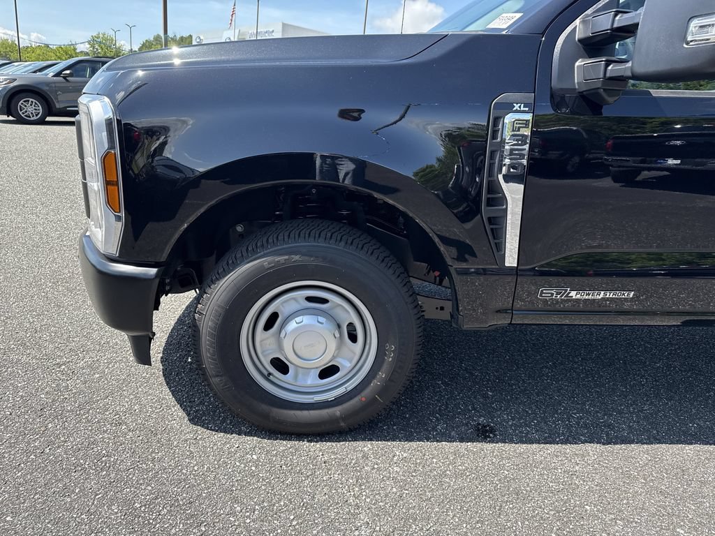 New 2025 Ford F350 XL w/ 360-Degree Camera Package RWD image 11