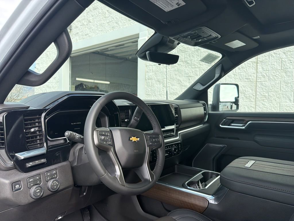 New 2026 Chevrolet Silverado 3500 High Country w/ High Country Premium Package image 13