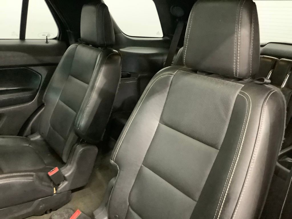 Used 2015 Ford Explorer Sport image 7
