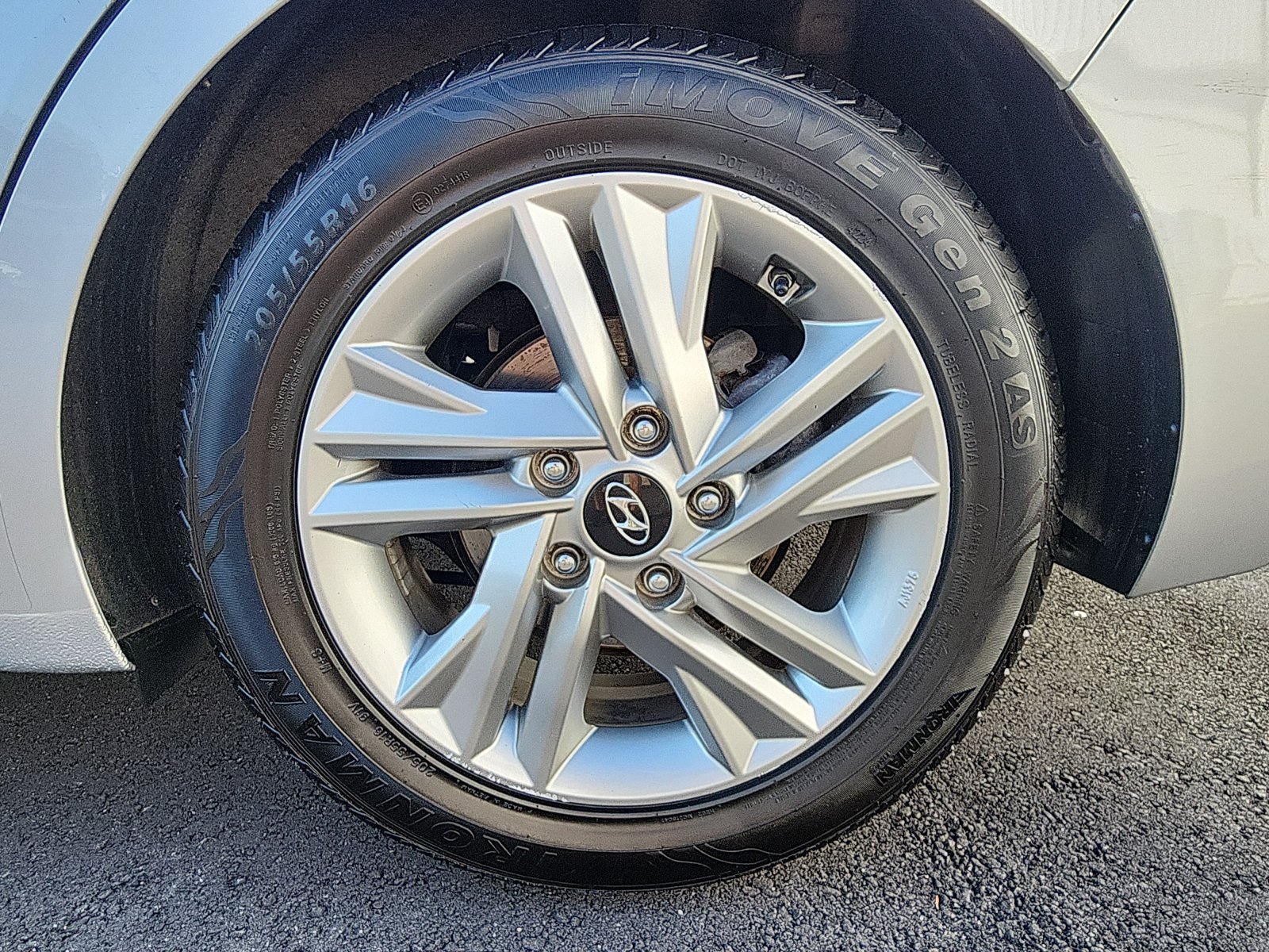 Used 2020 Hyundai Elantra Value Edition FWD image 9