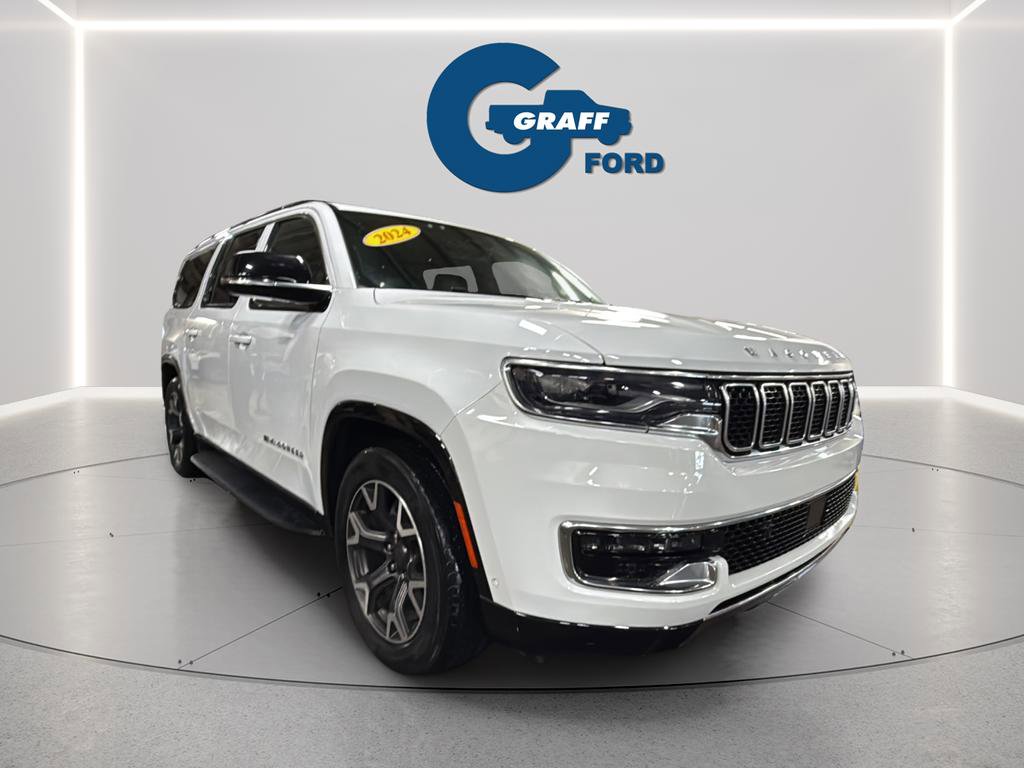 Used 2024 Jeep Wagoneer L Series III w/ Flexible Seating Group image 11
