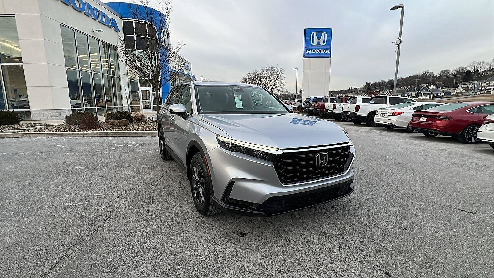 Used 2026 Honda CR-V EX-L image 2