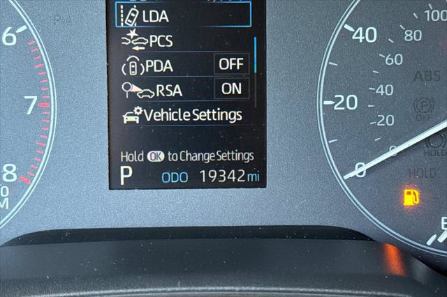 Certified 2024 Toyota Corolla Cross AWD Hybrid image 28