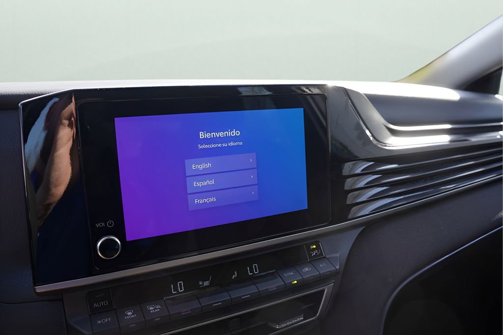 Used 2025 Toyota Camry LE image 22