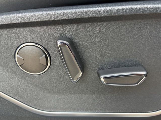 Used 2025 Ford F150 Raptor image 32