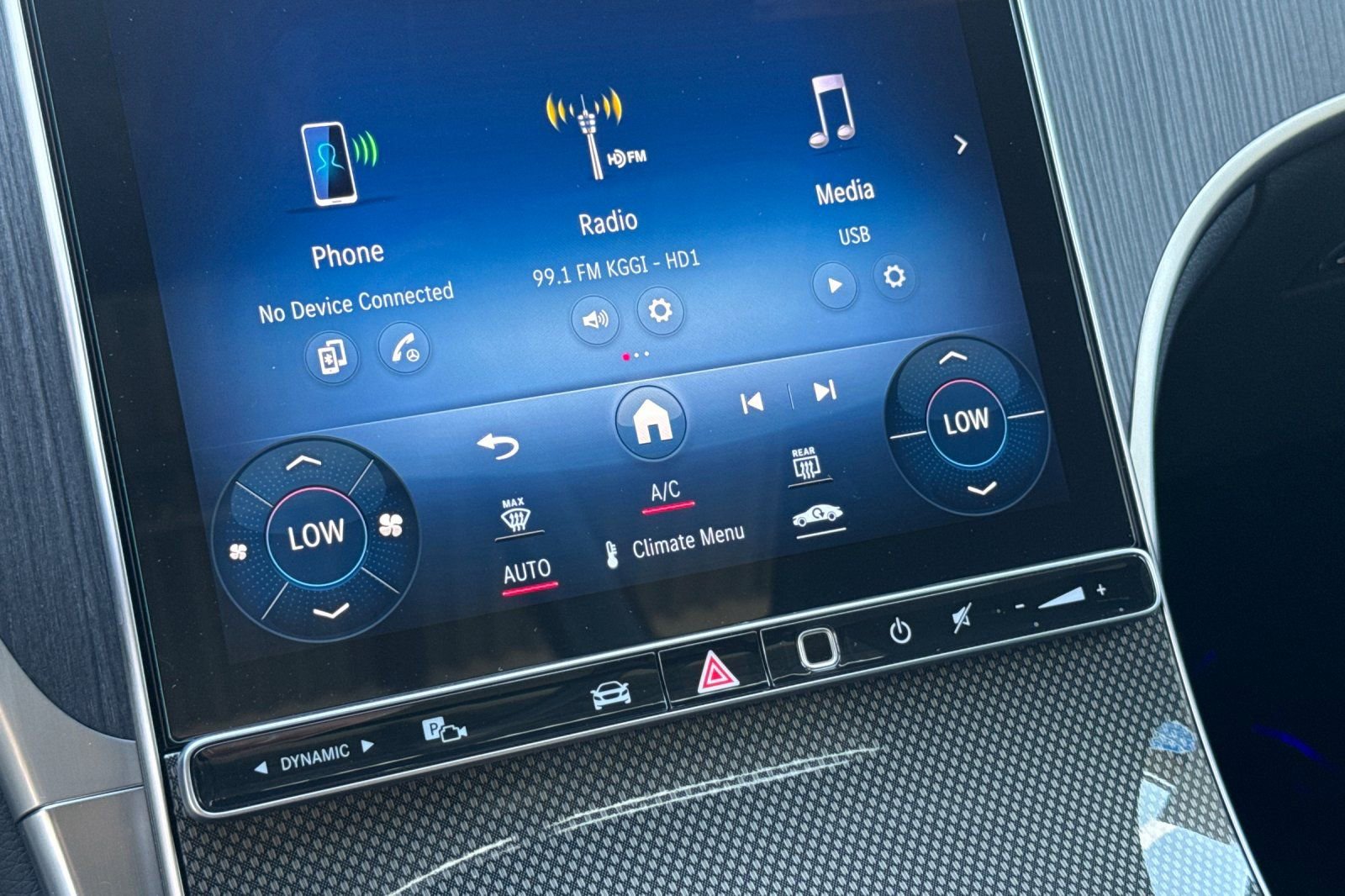 Certified 2024 Mercedes-Benz GLC 300 image 23