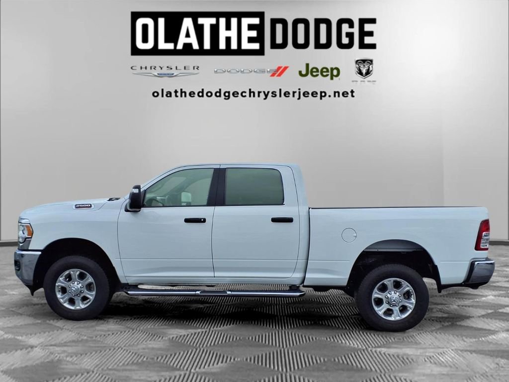 Used 2024 RAM 2500 Big Horn w/ Bed Utility Group image 21