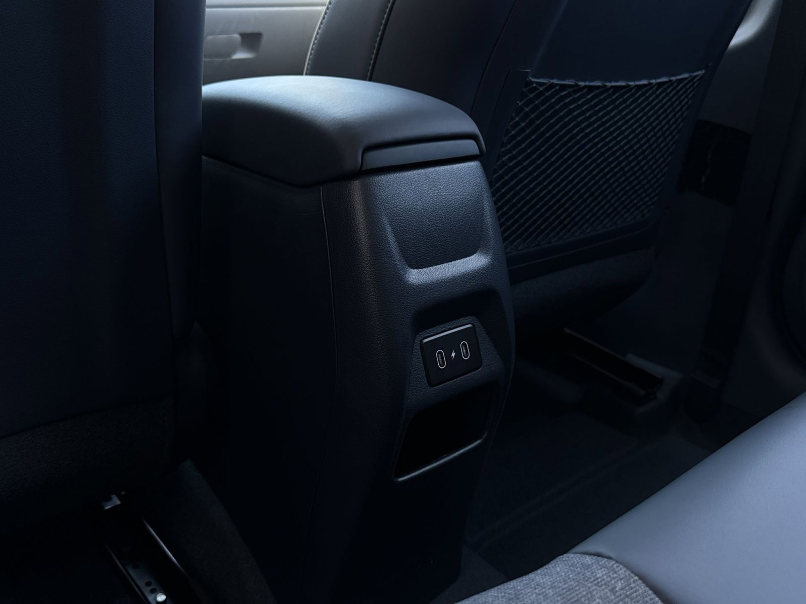 New 2026 Hyundai Venue SEL FWD image 39