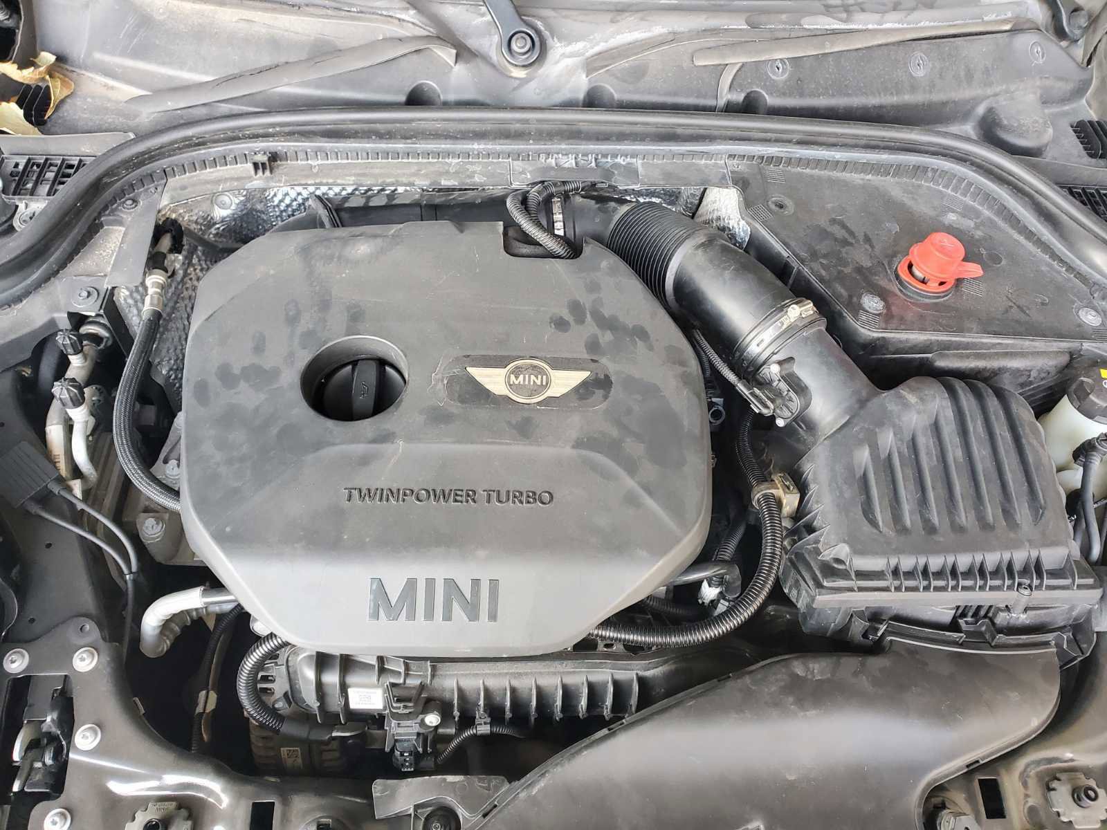 Used 2016 MINI Cooper 4-Door Hardtop image 10