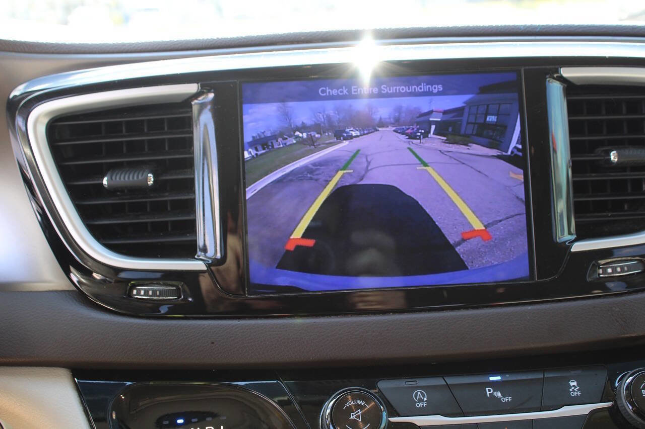 Used 2017 Chrysler Pacifica Touring Plus w/ Tire & Wheel Group image 94