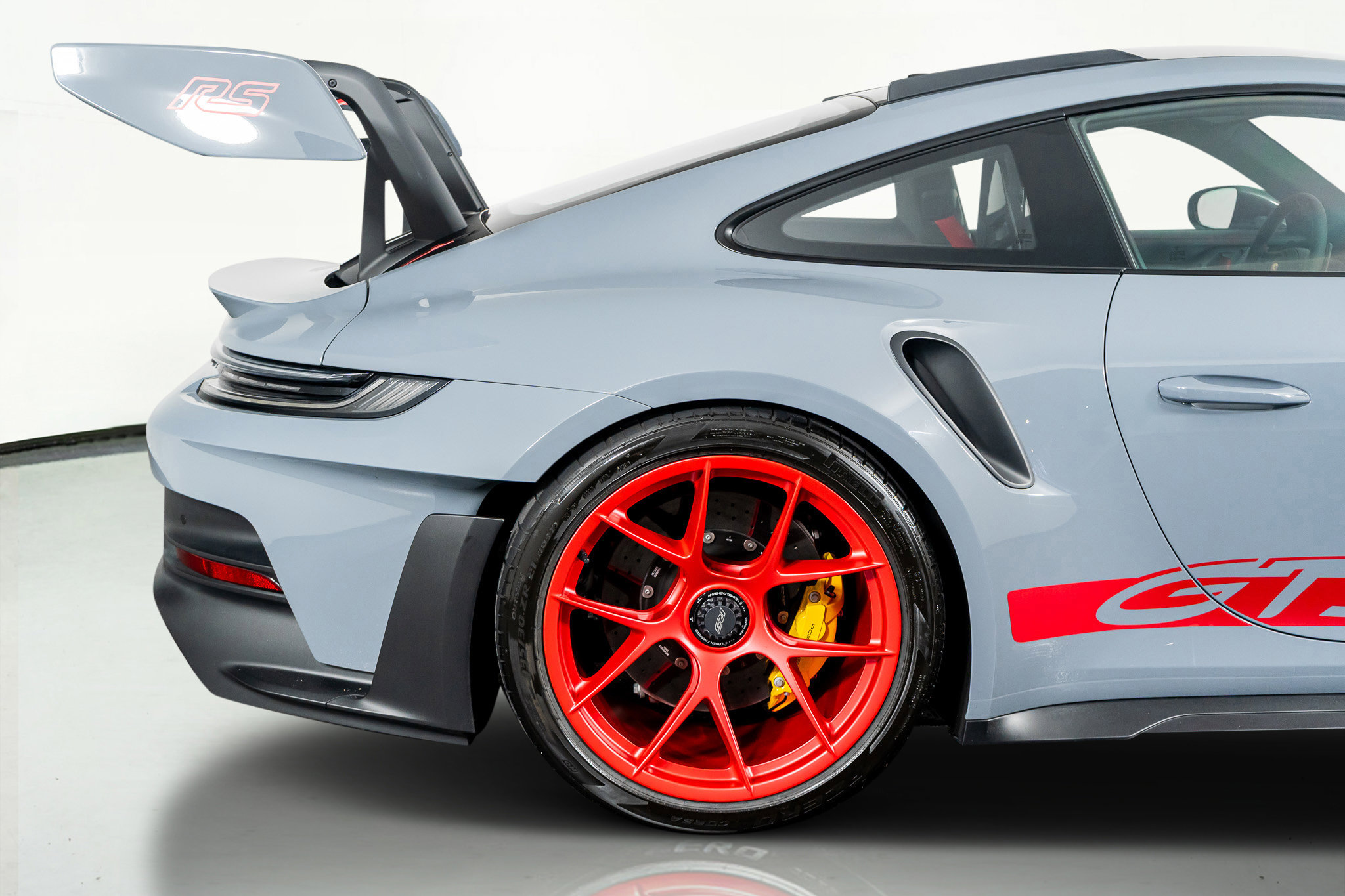 Used 2024 Porsche 911 GT3 RS image 8