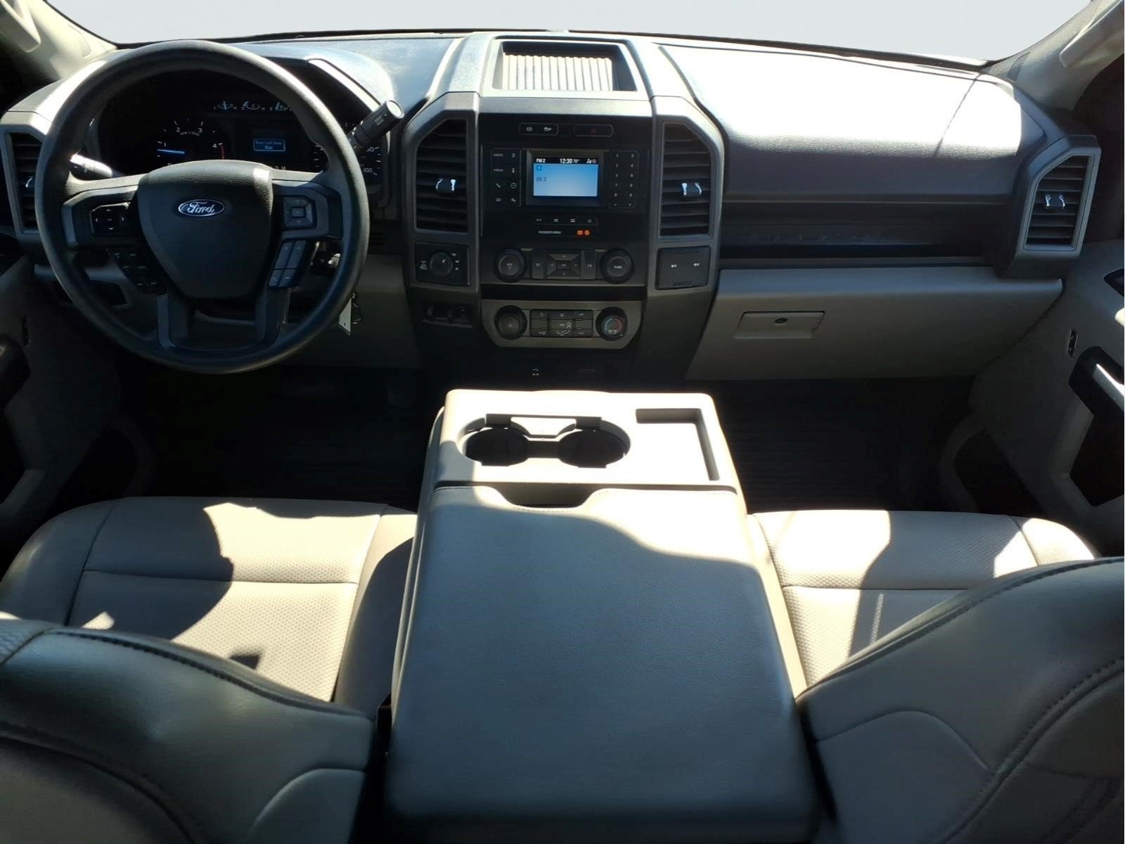 Used 2022 Ford F350 XL w/ Power Equipment Group AWD/4WD image 9