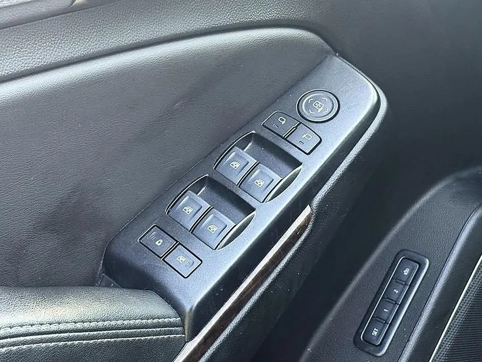 Used 2020 Chevrolet Tahoe LT RWD image 16