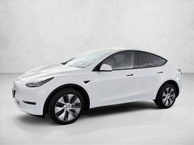 Used 2023 Tesla Model Y Long Range image 1