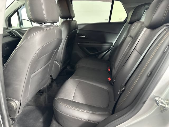 Used 2019 Chevrolet Trax LT w/ LT Convenience Package AWD/4WD image 13