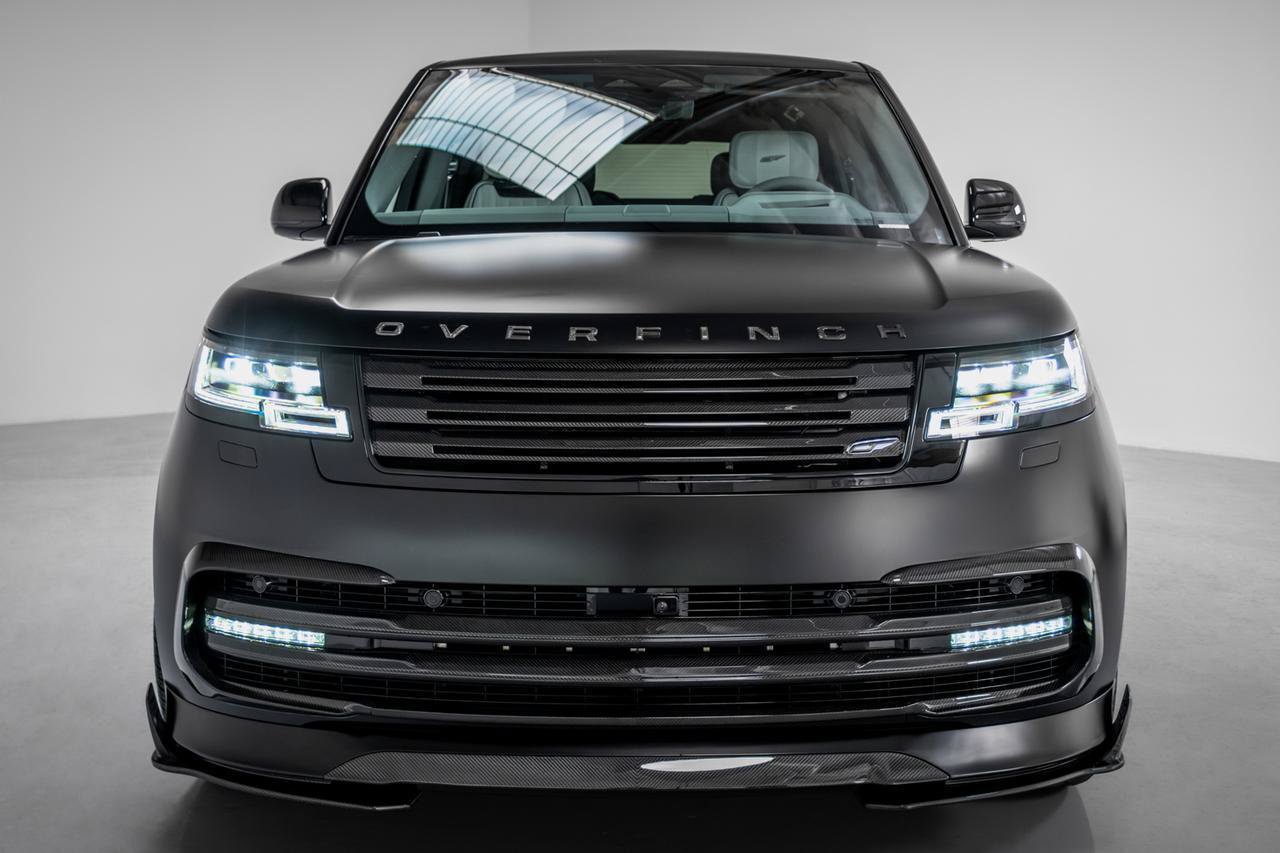 Used 2025 Land Rover Range Rover SV AWD/4WD image 4