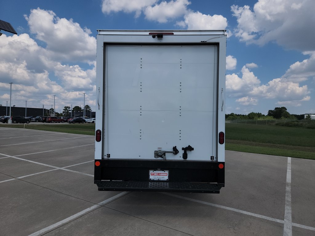 Used 2023 Ford Transit 350 DRW RWD image 6