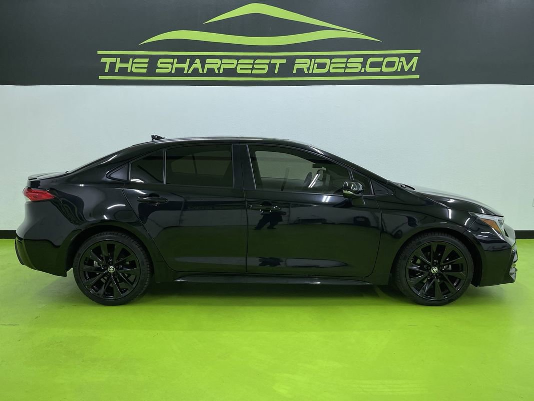 Used 2023 Toyota Corolla SE w/ SE Premium Package image 11