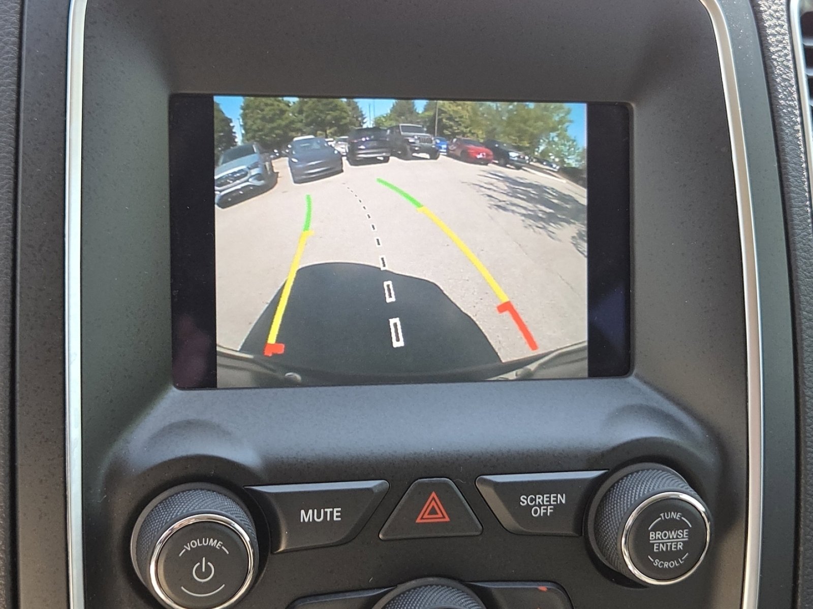 Used 2020 Dodge Durango SXT w/ Trailer Tow Group IV AWD/4WD image 9