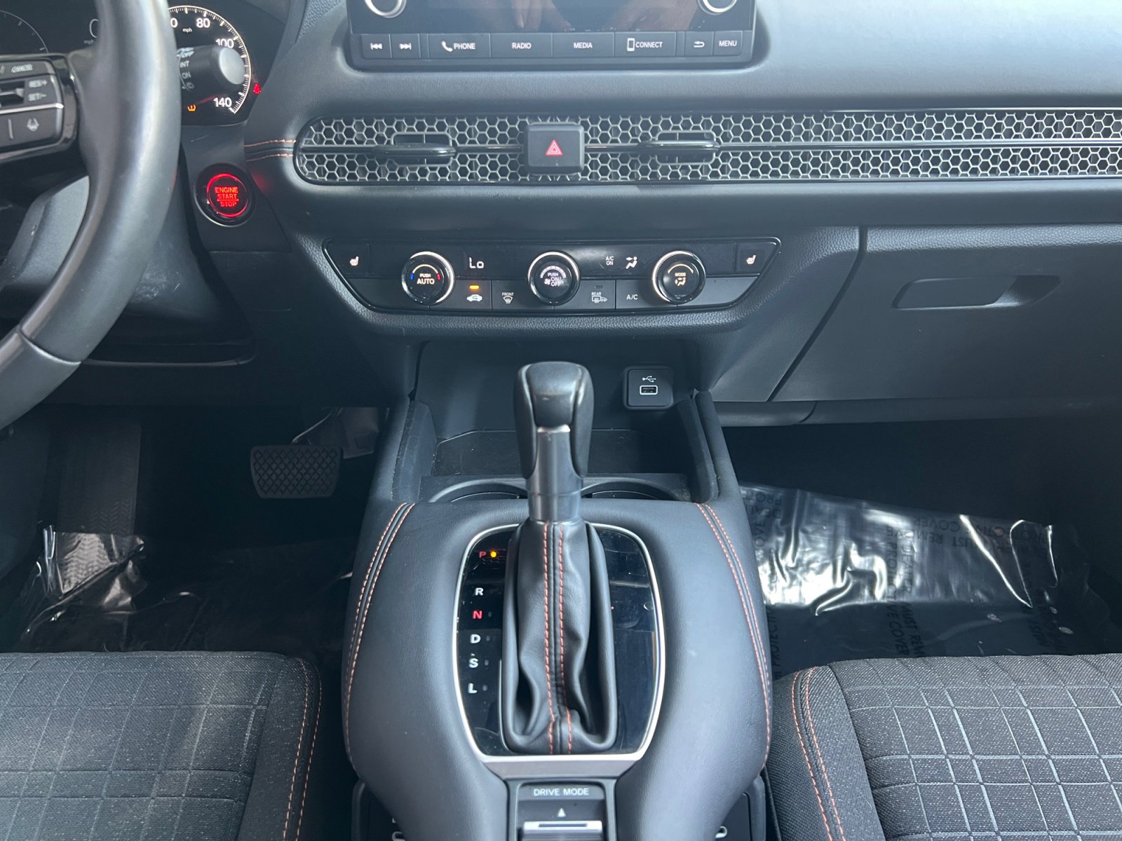 Used 2025 Honda HR-V Sport image 11