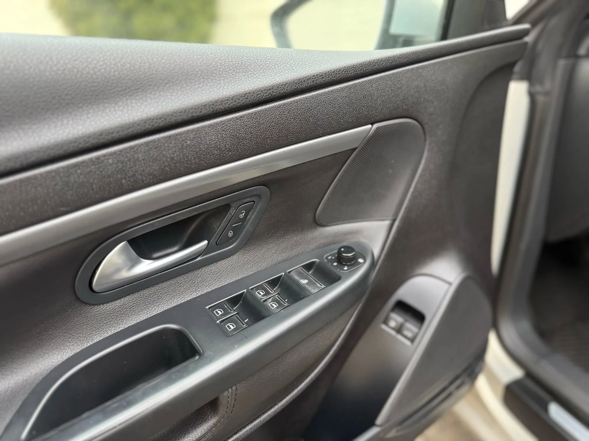 Used 2010 Volkswagen Eos Komfort image 23