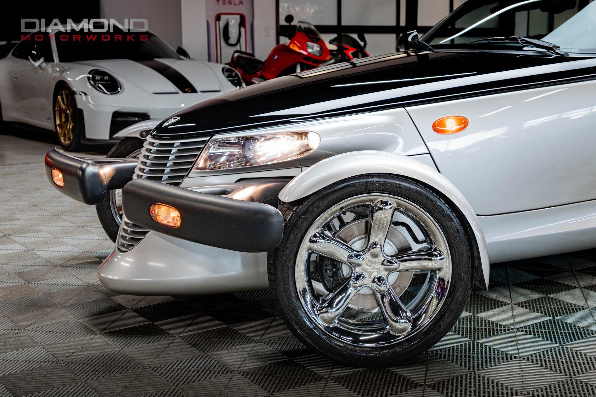 Used 2001 Plymouth Prowler Black Tie Edition image 6