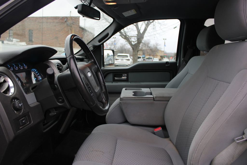 Used 2012 Ford F150 XLT w/ XLT Chrome Pkg image 16