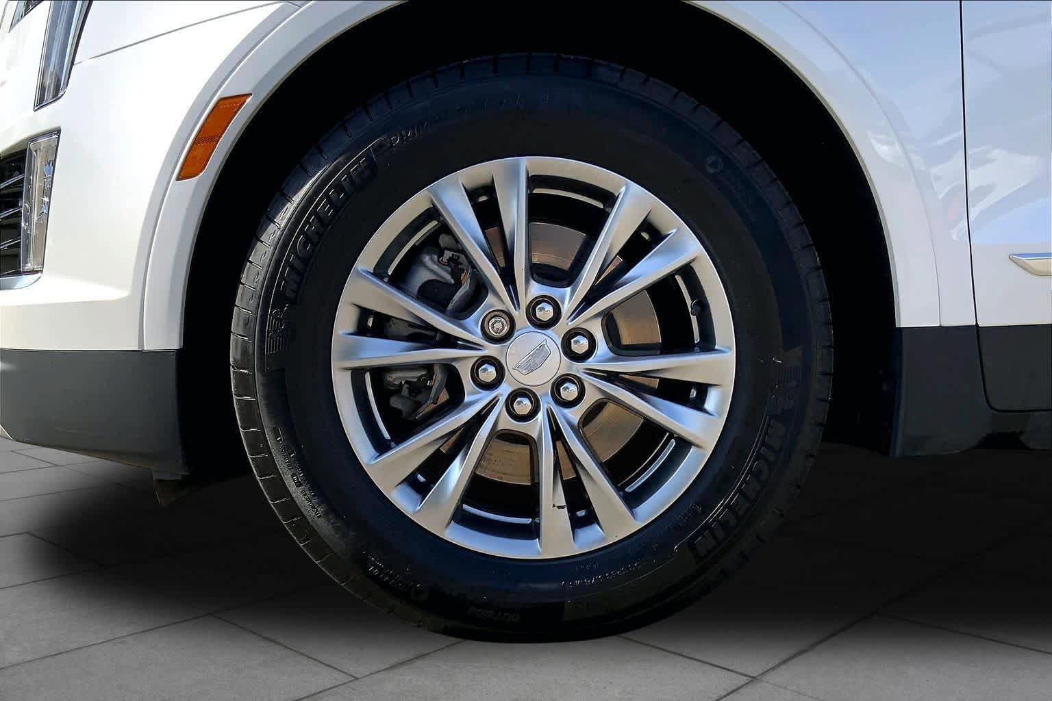 Used 2023 Cadillac XT5 Premium Luxury AWD/4WD image 11