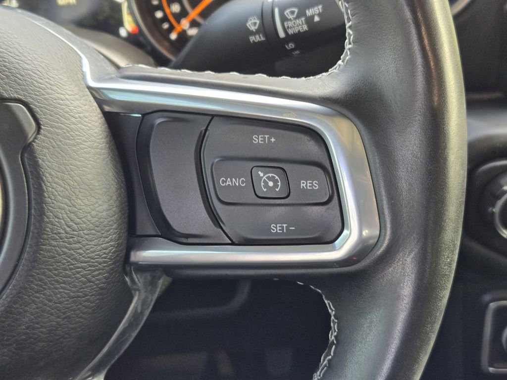 Used 2022 Jeep Gladiator Overland w/ Popular Equipment Package AWD/4WD image 26
