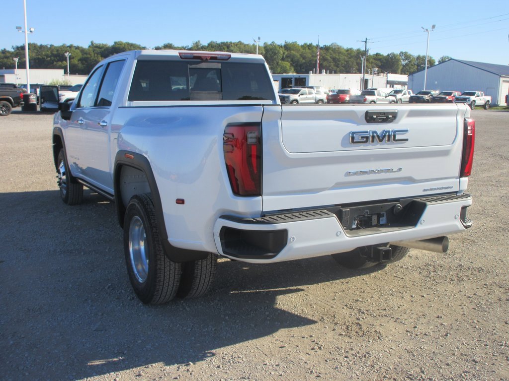 New 2026 GMC Sierra 3500 Denali Ultimate image 9