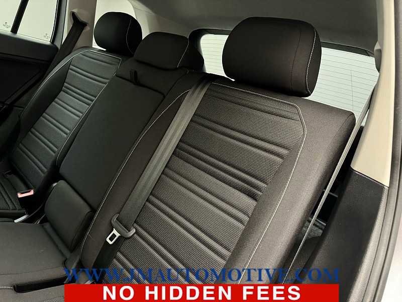 Used 2024 Volkswagen Tiguan S image 15